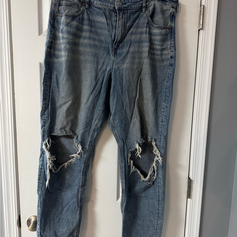 American Eagle Distressed Mom Jeans